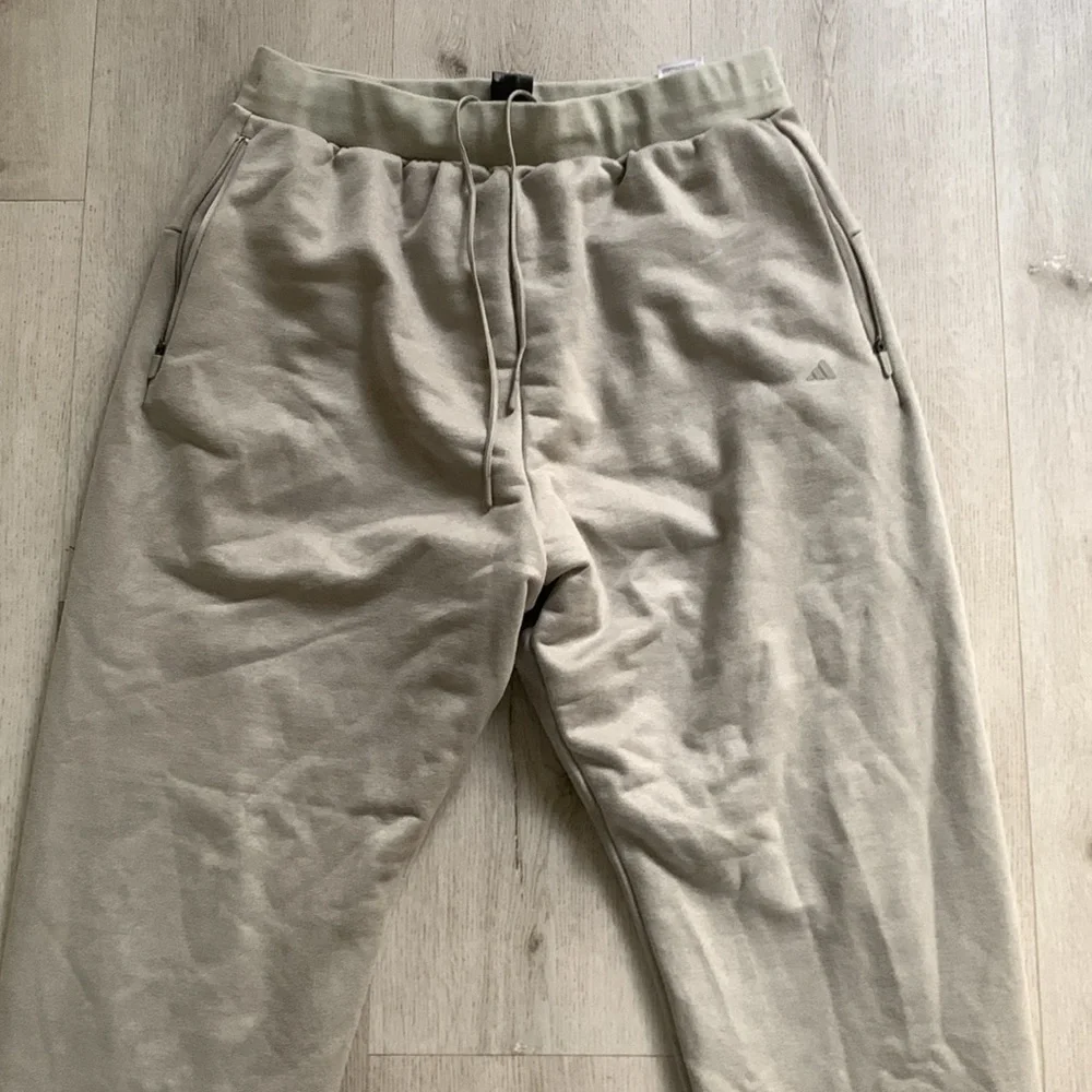 Adidas‎ Unisex One VLR ST Basketball Pants sz LGray Elastic Waist Zip Pockets
